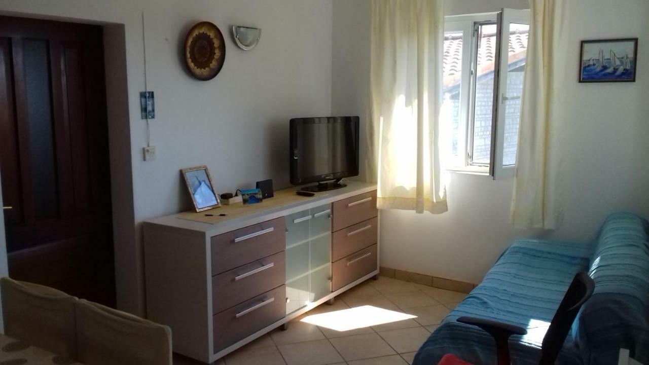 Villa Iva Prvic Sepurine Esterno foto